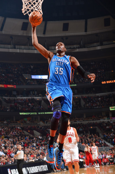 新疆赢球，逼广东最后一轮下棋！杜锋故意输四川，才能躲开上海队.